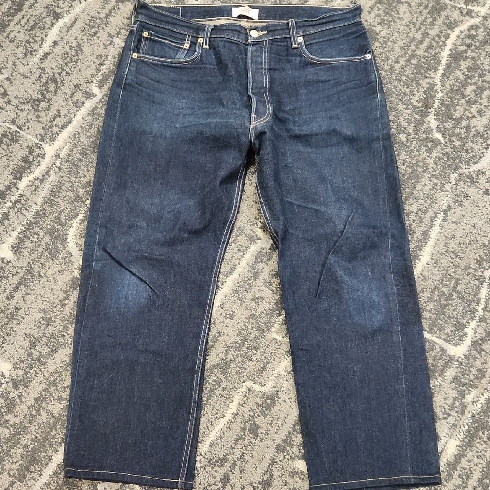 Levis 501 Straight Leg Button Fly Jeans 36 X 27